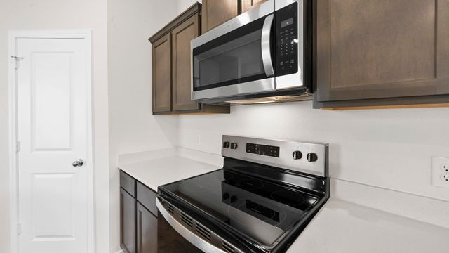 6038 Midsummer Way, Crandall, TX 75114