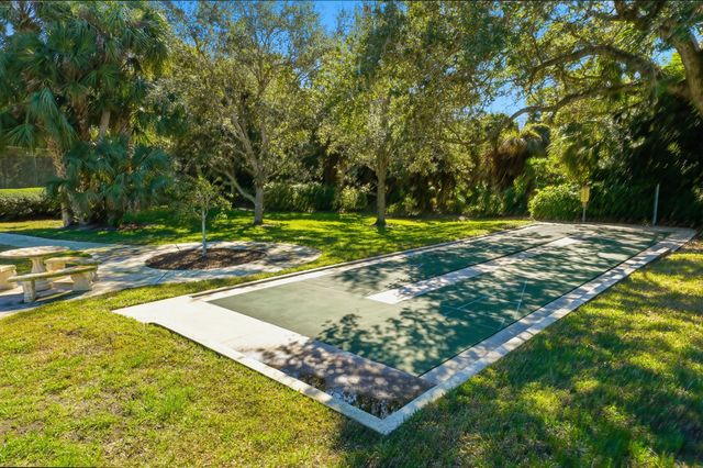5601 Highway A1a Highway 301s, Vero Beach, FL 32963