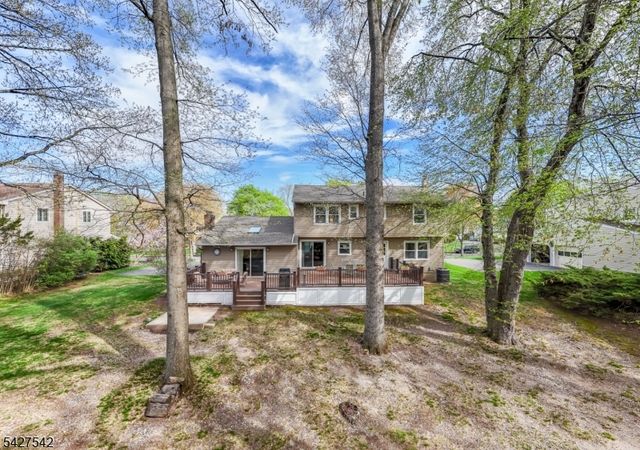 5 Ashlyn Rd, Parsippany-troy Hills Twp., NJ 07054