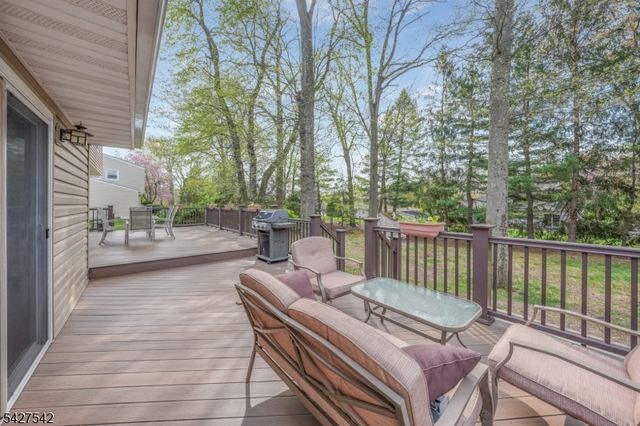 5 Ashlyn Rd, Parsippany-troy Hills Twp., NJ 07054