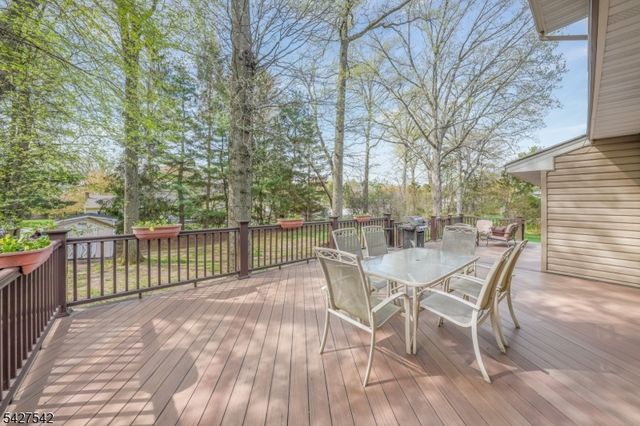 5 Ashlyn Rd, Parsippany-troy Hills Twp., NJ 07054