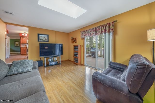 5 Ashlyn Rd, Parsippany-troy Hills Twp., NJ 07054