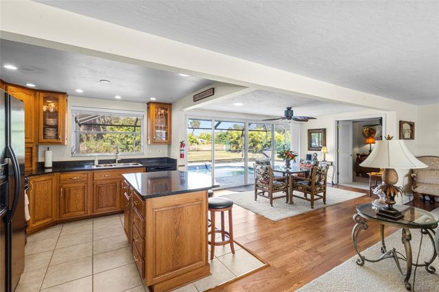 2823 POST ROAD, Sarasota, FL 34231