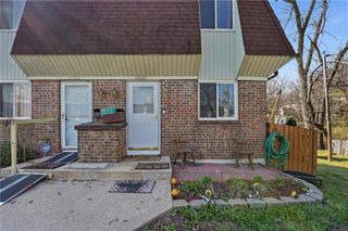 10027 W 52nd Street, Merriam, KS 66203