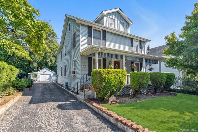 265 Schenck Avenue, Great Neck, NY 11021