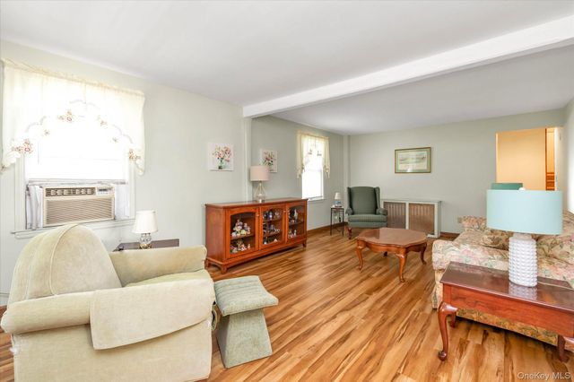 265 Schenck Avenue, Great Neck, NY 11021