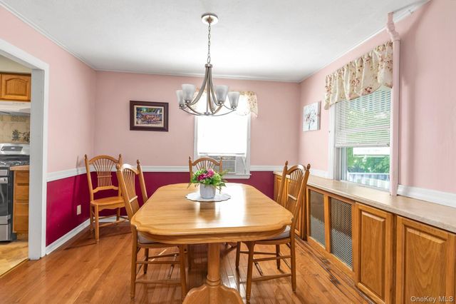 265 Schenck Avenue, Great Neck, NY 11021