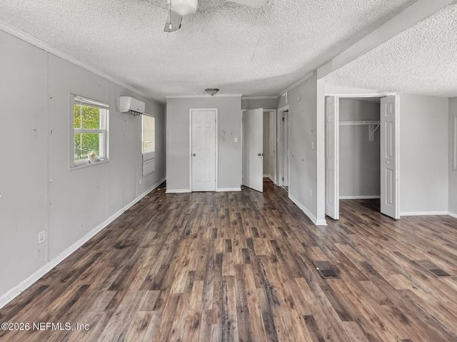 326 CAHOON Road S, Jacksonville, FL 32220