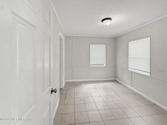 326 CAHOON Road S, Jacksonville, FL 32220