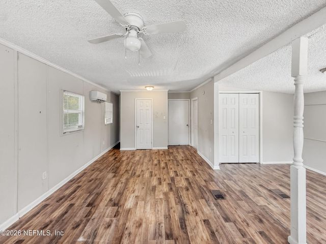 326 CAHOON Road S, Jacksonville, FL 32220