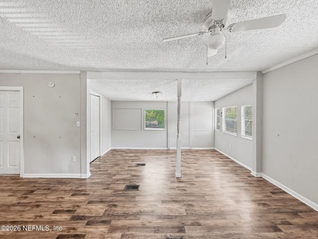 326 CAHOON Road S, Jacksonville, FL 32220