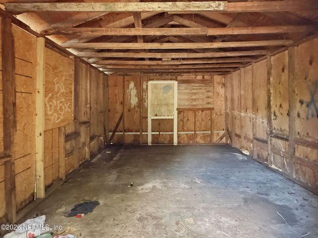 326 CAHOON Road S, Jacksonville, FL 32220