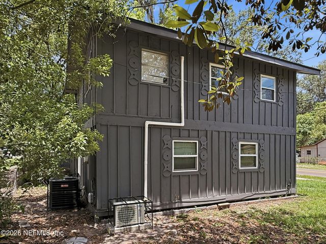 326 CAHOON Road S, Jacksonville, FL 32220