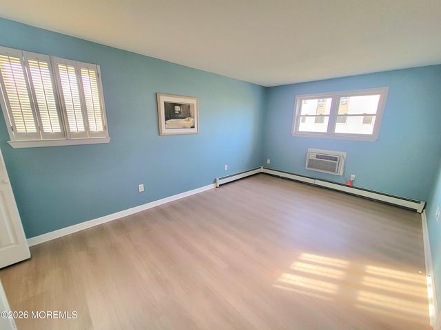 81 Wharfside Drive, Monmouth Beach, NJ 07750