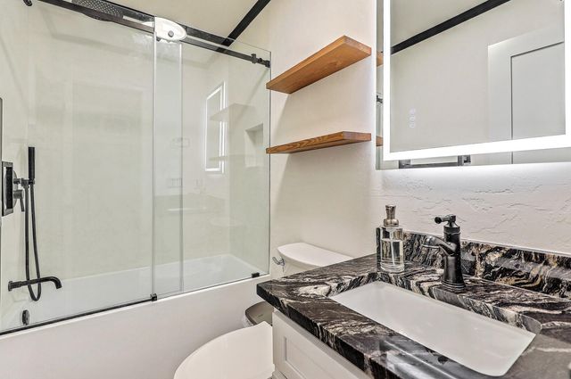 106 Santee Cooper Annex, Santee, SC 29142