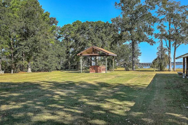 106 Santee Cooper Annex, Santee, SC 29142