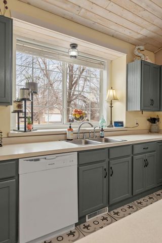 13761 Dorothy Drive, Rogers, MN 55374