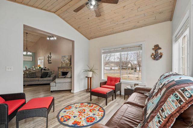 13761 Dorothy Drive, Rogers, MN 55374