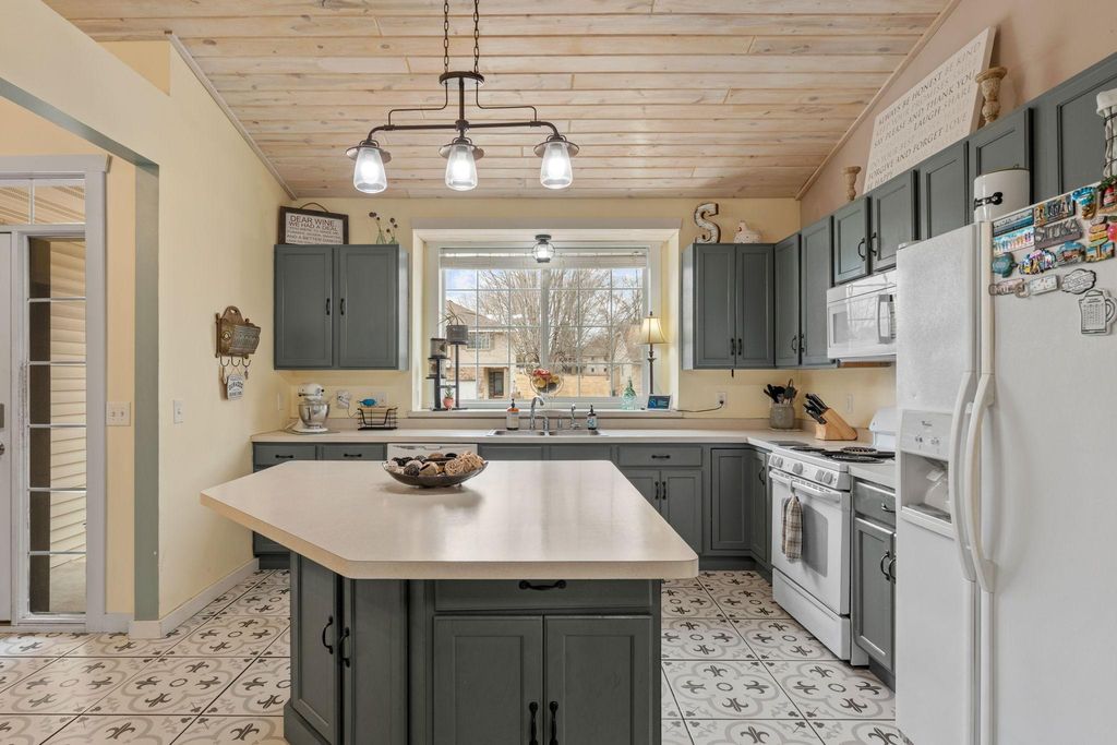 13761 Dorothy Drive, Rogers, MN 55374 — photo 3