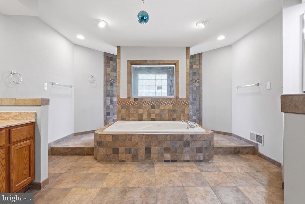 Image 41 of property listing at 13202 OLD LIBERTY LN, Brandywine, MD 20613