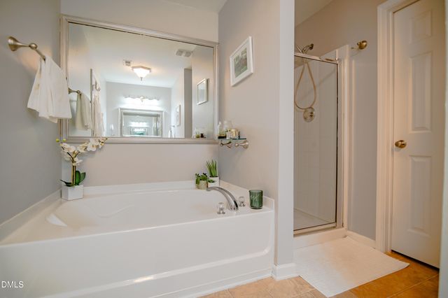 2933 Winding Waters Way, Raleigh, NC 27614