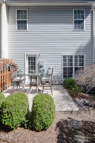 2933 Winding Waters Way, Raleigh, NC 27614