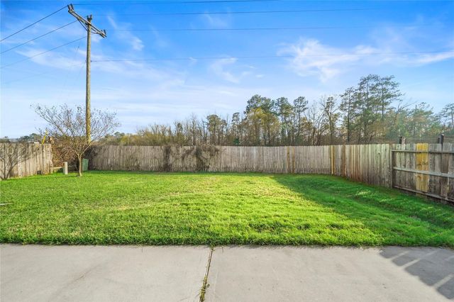 2886 Woodland Glen Lane, Conroe, TX 77385