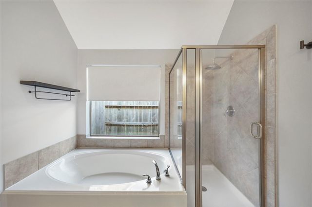 2886 Woodland Glen Lane, Conroe, TX 77385