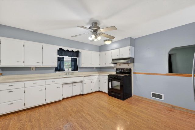 1817 81st STREET, Kenosha, WI 53143