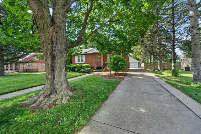 1817 81st STREET, Kenosha, WI 53143