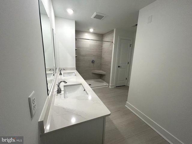 2306 PRINCE HALL DR, Pennington, NJ 00000