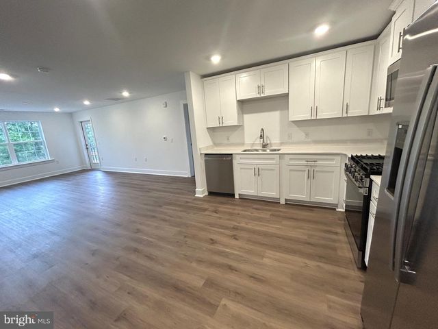 2306 PRINCE HALL DR, Pennington, NJ 00000