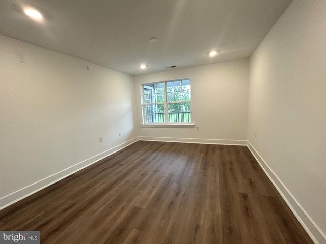 2306 PRINCE HALL DR, Pennington, NJ 00000