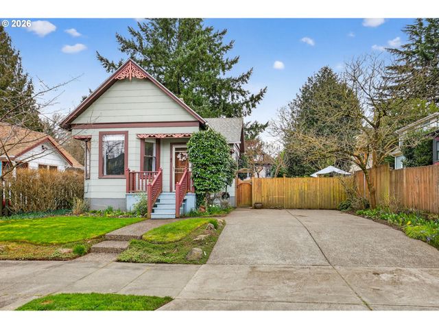 2820 Ne OREGON St, Portland, OR 97232