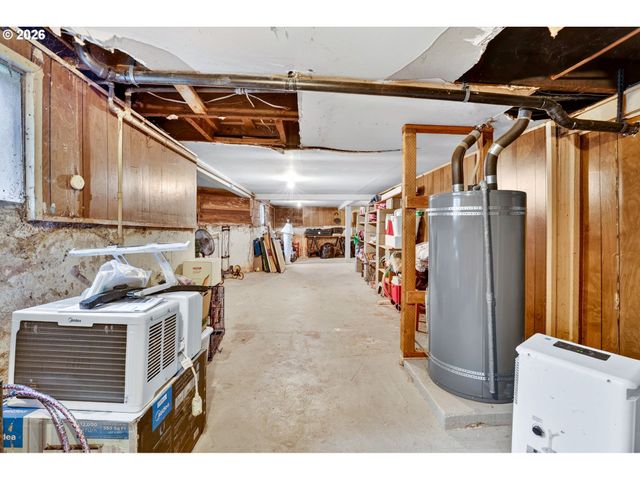 2820 Ne OREGON St, Portland, OR 97232