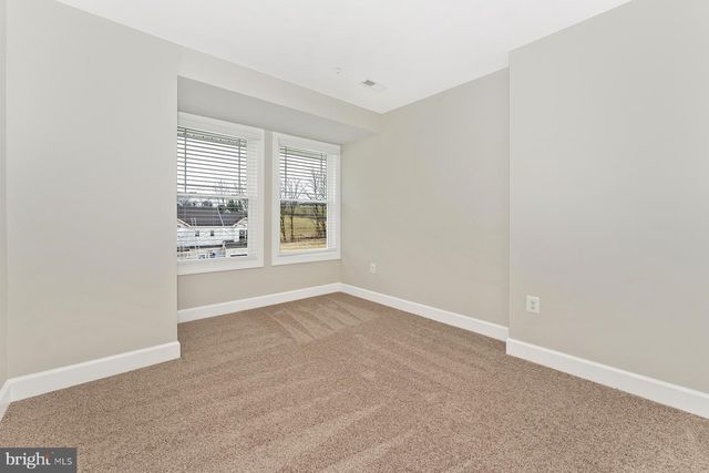 537 BARTHOLOMEW DR, Waynesboro, PA 17268