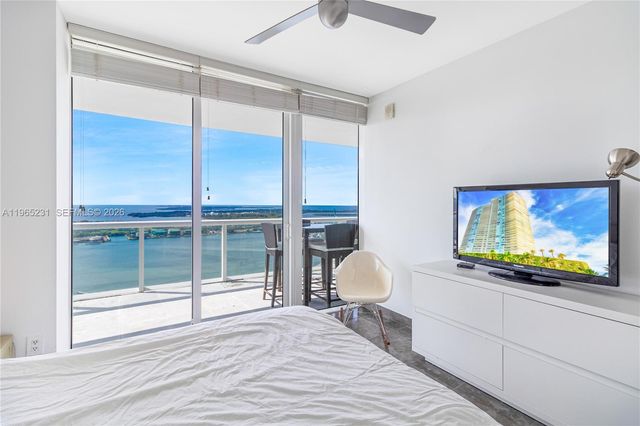 450 Alton Rd 3703, Miami Beach, FL 33139