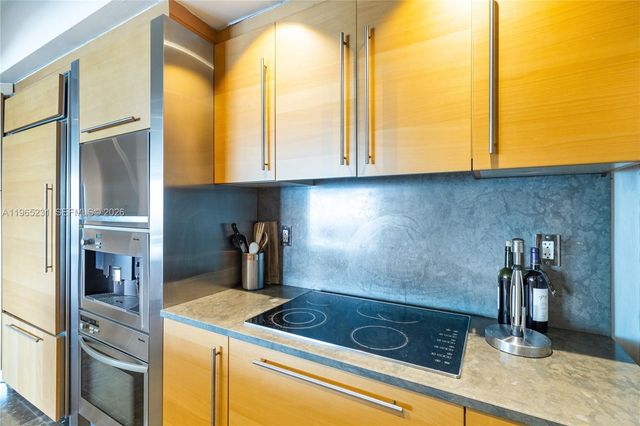 450 Alton Rd 3703, Miami Beach, FL 33139