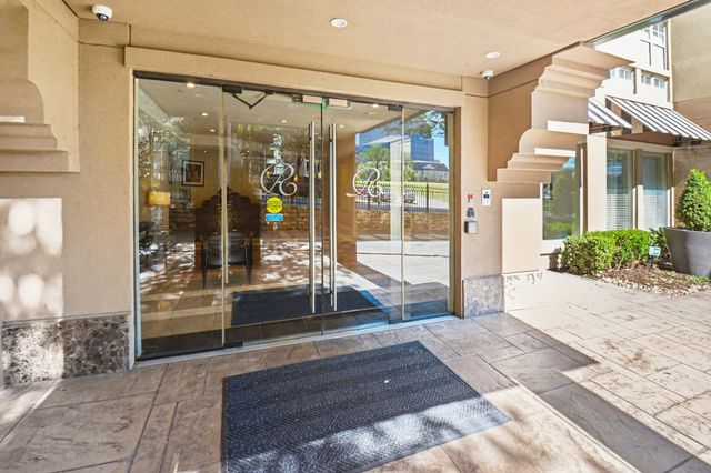 3225 Turtle Creek Boulevard 212, Dallas, TX 75219