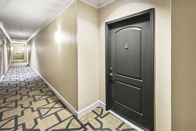 3225 Turtle Creek Boulevard 212, Dallas, TX 75219