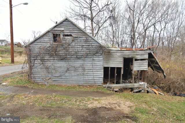 200 SIEBERT ST, Martinsburg, WV 25404