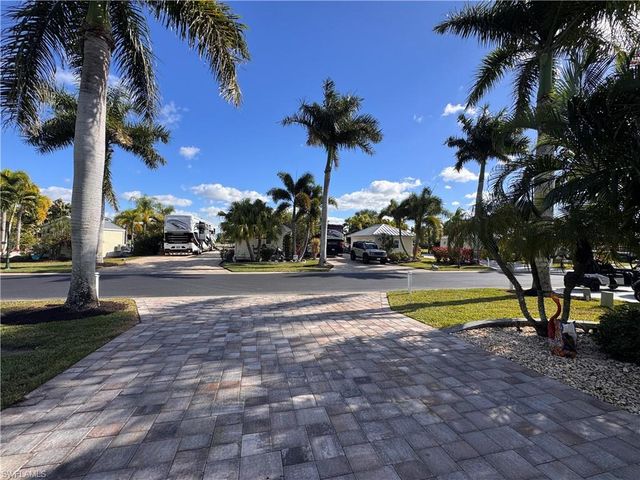 Lot 314 3129 E Riverbend Resort BLVD, Labelle, FL 33935