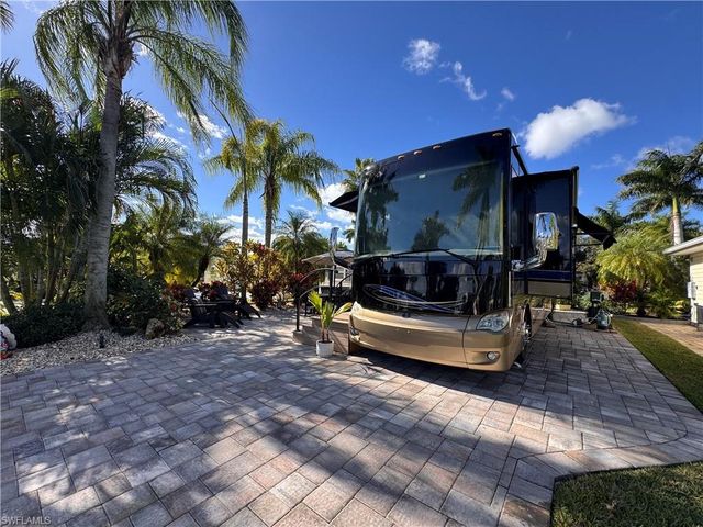 Lot 314 3129 E Riverbend Resort BLVD, Labelle, FL 33935