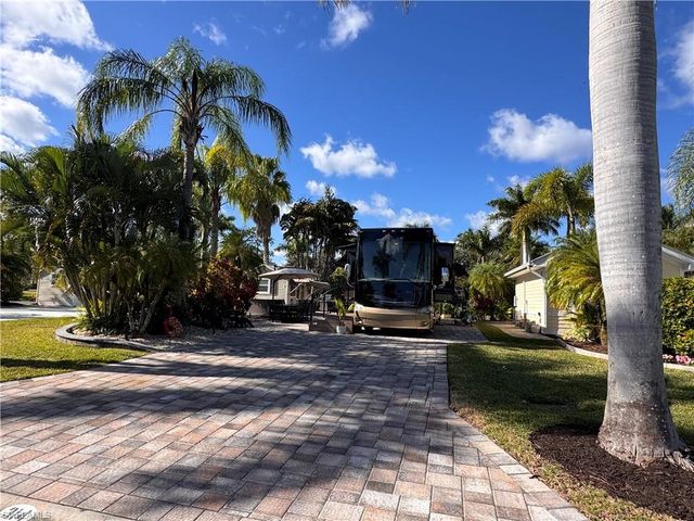 Lot 314 3129 E Riverbend Resort BLVD, Labelle, FL 33935