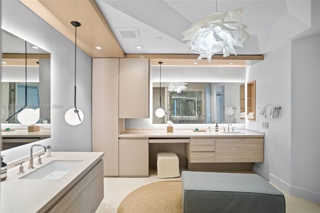 16051 Collins Ave 3202, Sunny Isles Beach, FL 33160