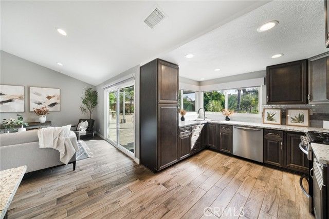 25242 Mawson, Laguna Hills, CA 92653