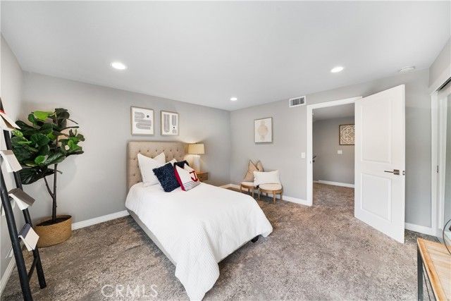 25242 Mawson, Laguna Hills, CA 92653