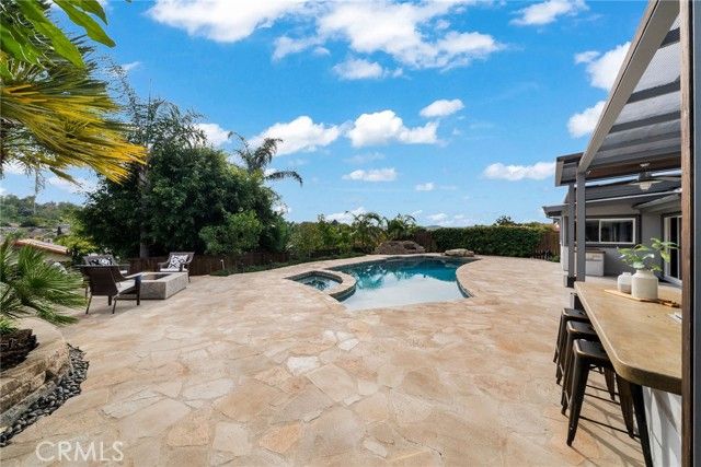 25242 Mawson, Laguna Hills, CA 92653