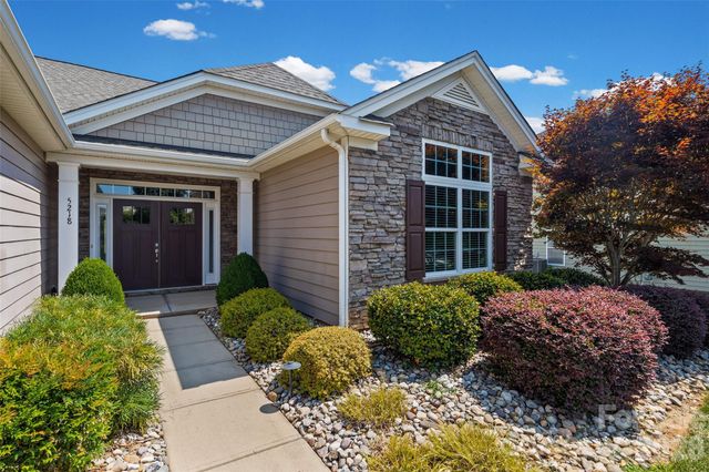 5218 Casper Drive, Charlotte, NC 28214