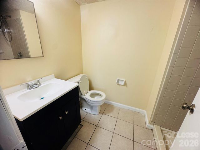 9541 Shannon Green Drive, Charlotte, NC 28213